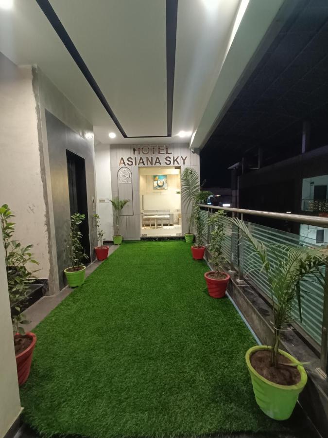 Hotel Asiana Sky Motera أحمد أباد المظهر الخارجي الصورة
